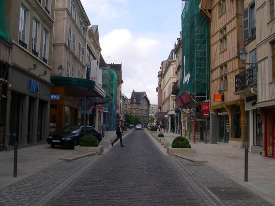  la rue Emile Zola